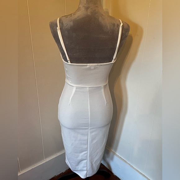NWOT Socialite Scallop Neckline Dress, White, XS - Picture 3 of 5